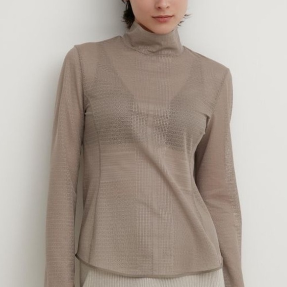 UNIQLO - Mesh High Neck Long Sleeve T-Shirt (Mame Kurogouchi Collaboration) - Picture 6 of 10